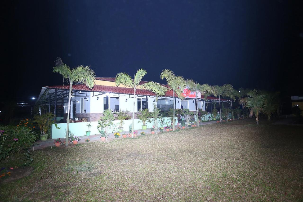 Hotel Oyo 26670 The Ranch Puri Exterior foto